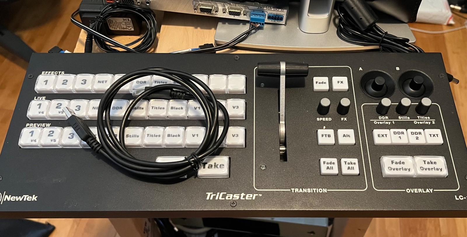 NewTek LiveControl LC-11 USB Controller Keyboard