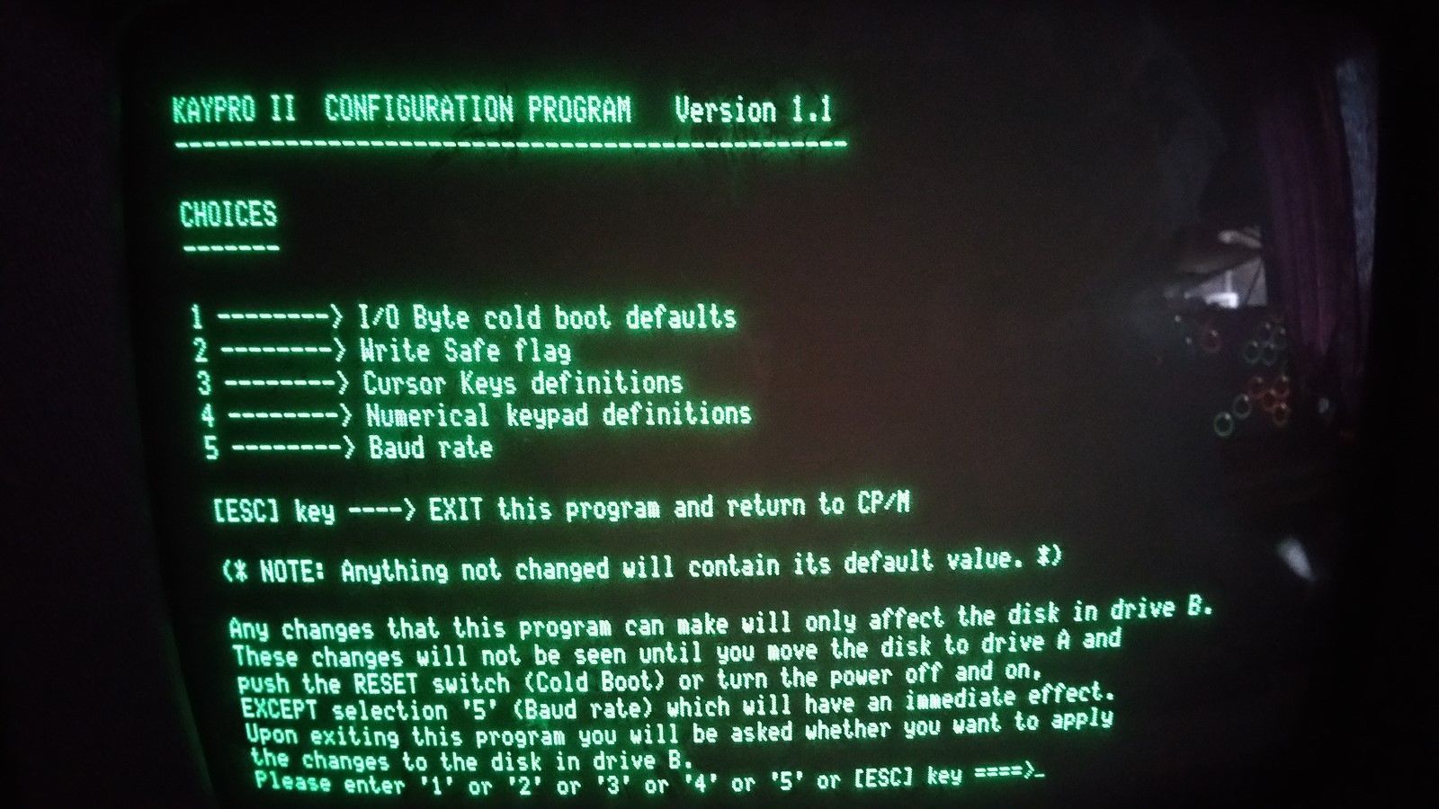 Kaypro II (2) System/bootdisk 5 DISKS (basic) games, The Word+, ProfitPlan CP/M