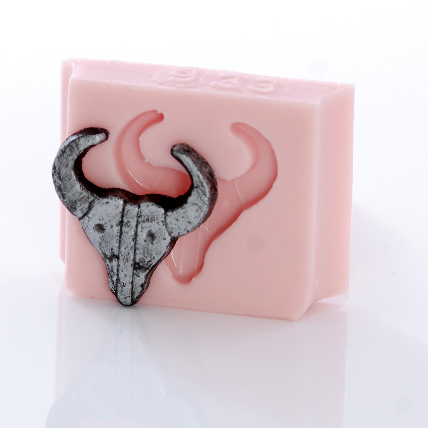 Jewelry Charm Cabochon Scrapbook Magnet Steer Skull Silicone Mold Mould  (933)
