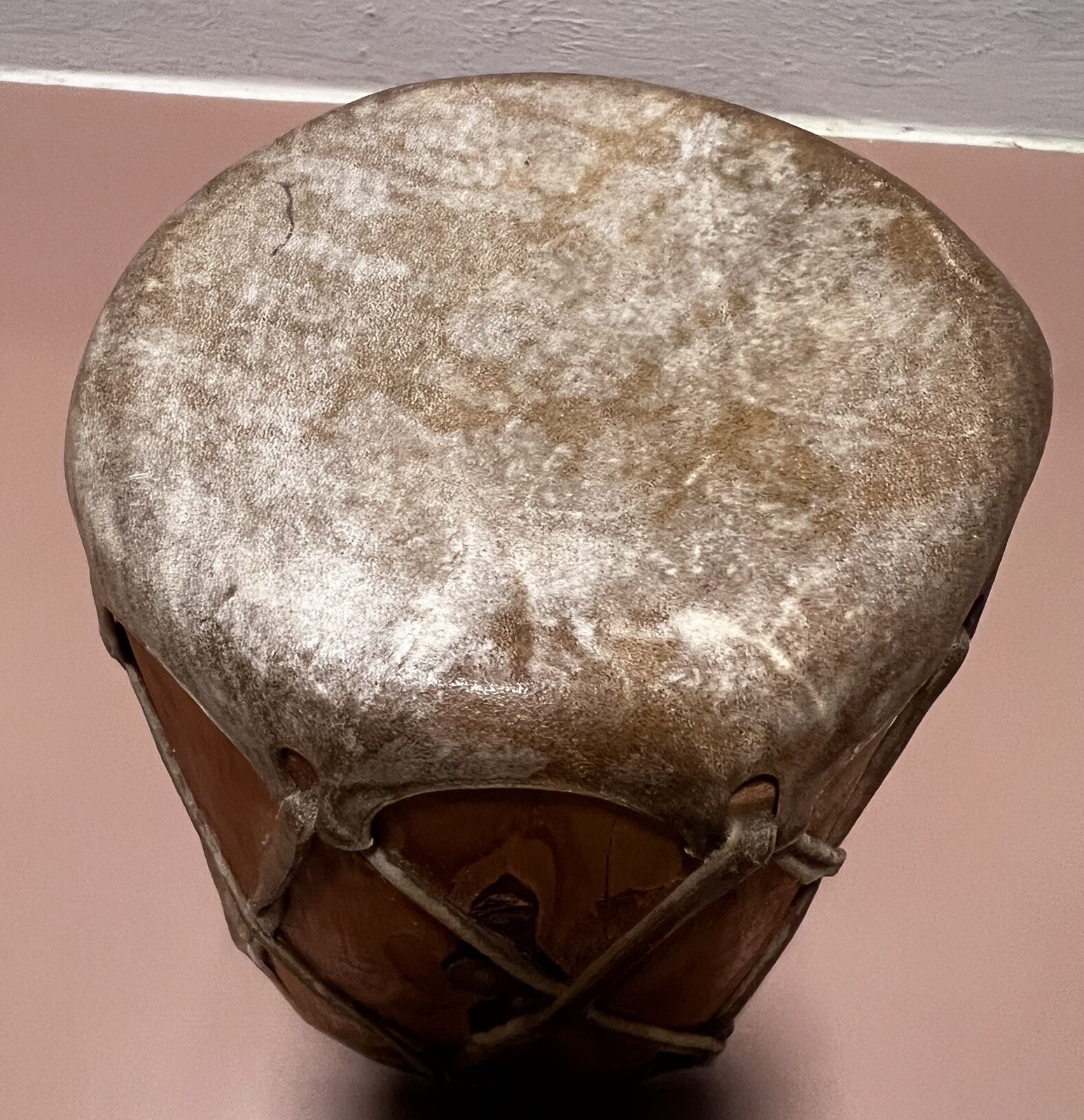 Rustic Native American Rawhide Log Drum 7 high x 5 Wide Preowned G2U