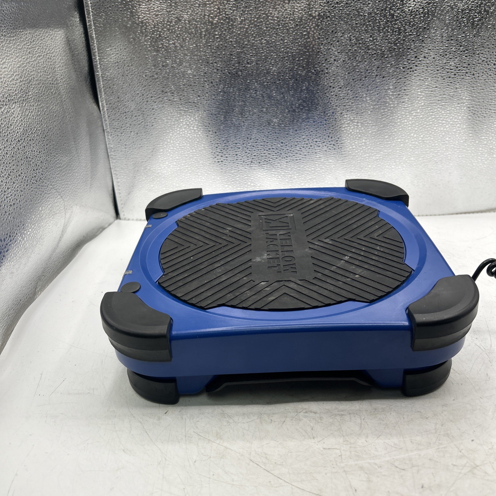 YELLOW JACKET Refrigerant Charging Scale needs service "Shows FULL" ( with case