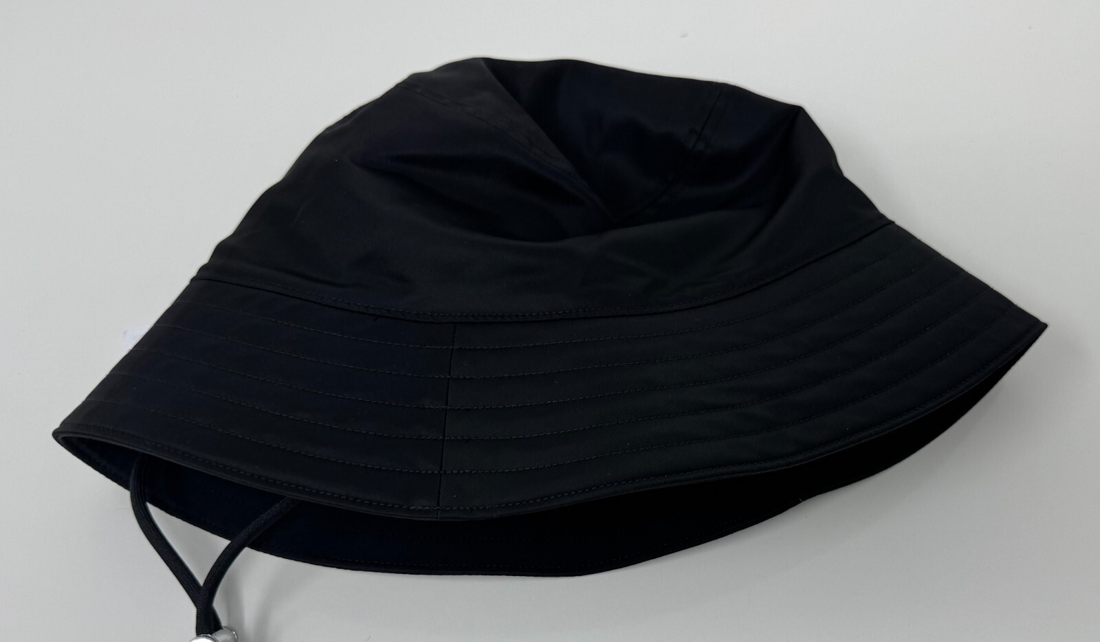 Lululemon Nylon Bucket Hat M/L Black