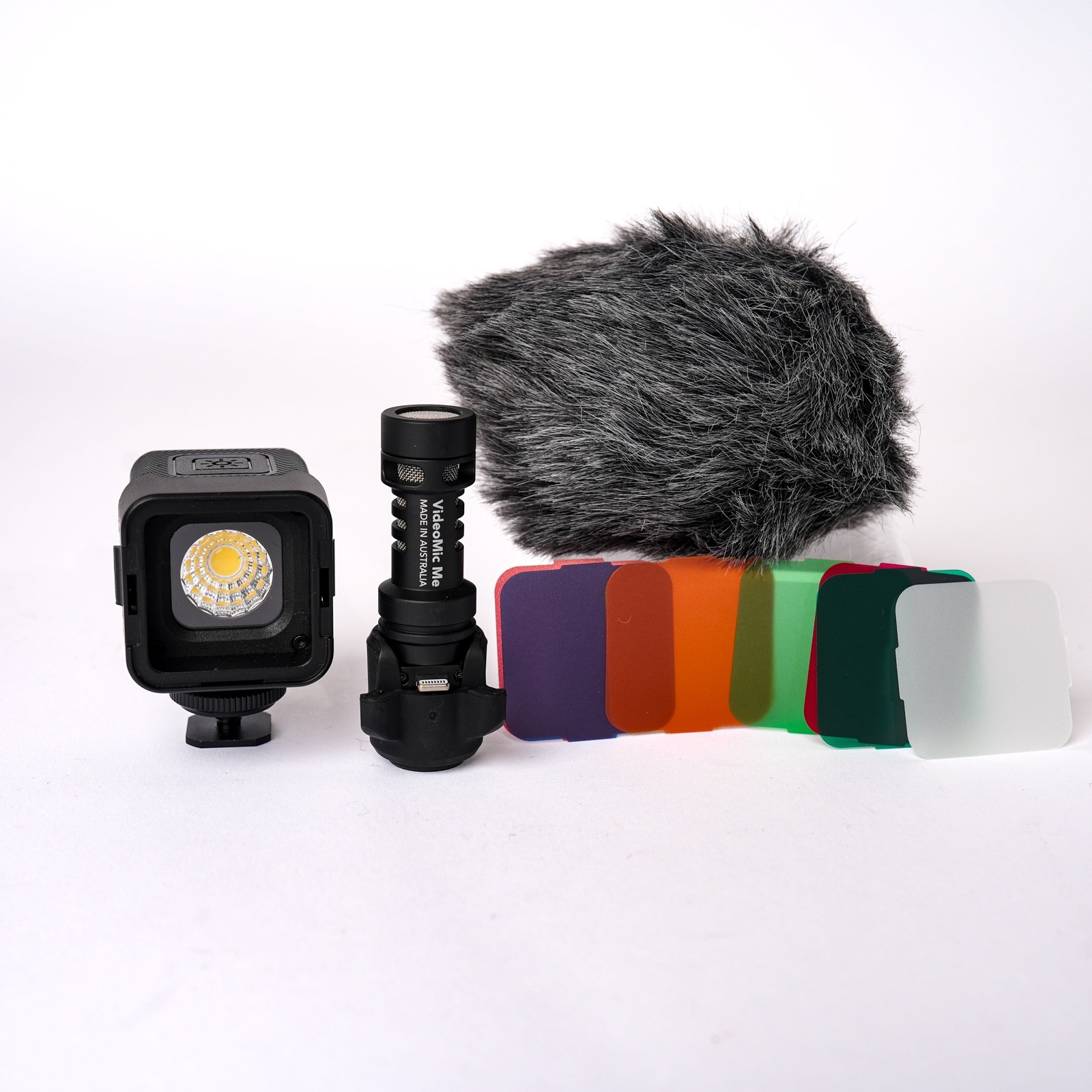 Genuine RØDE Vlogger Combo: VideoMic Me (Lightning), MicroLED Cube Light, & 8-Pi