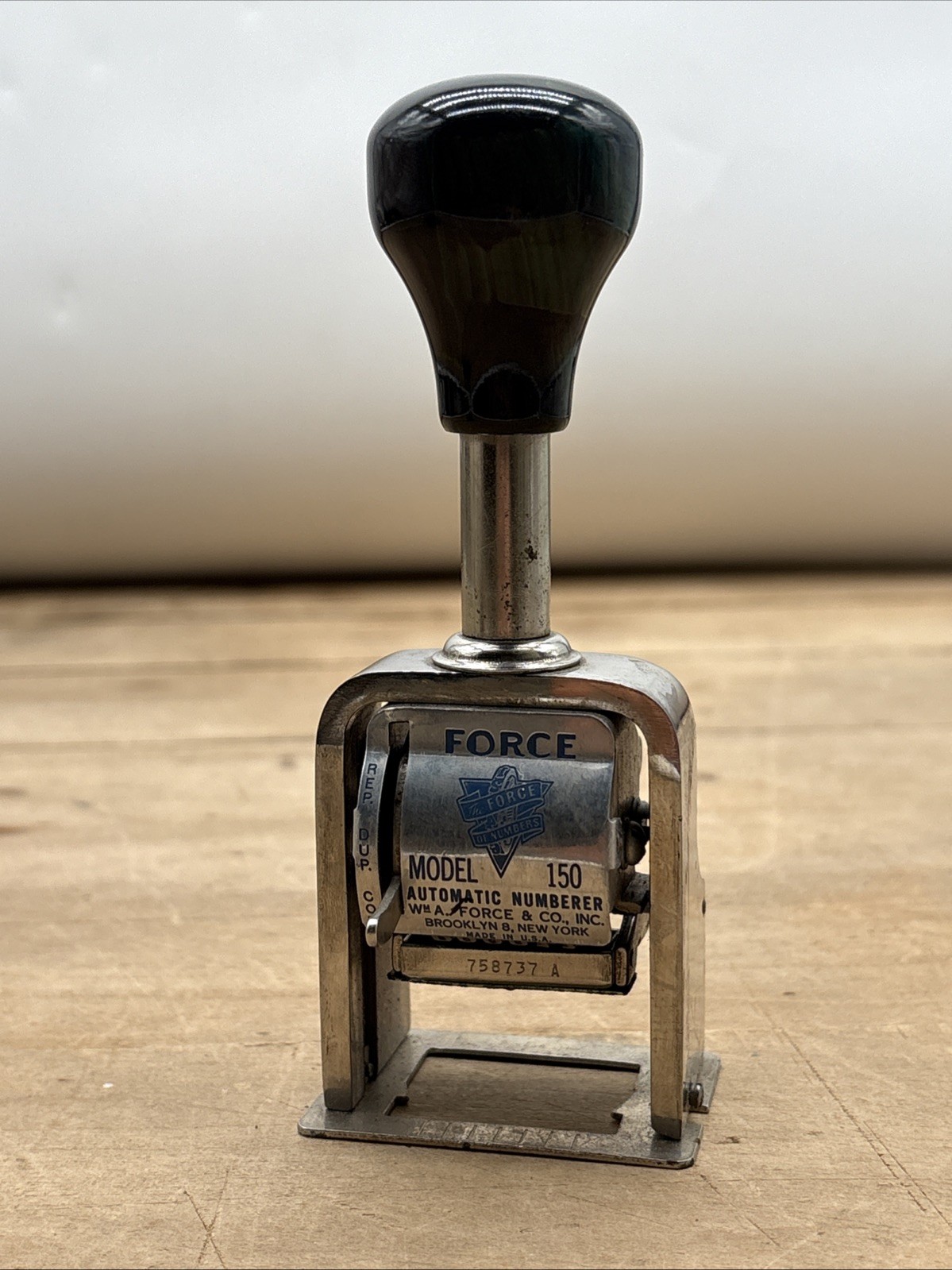 VTG Force Model 150 Automatic Numberer Ink Stamp