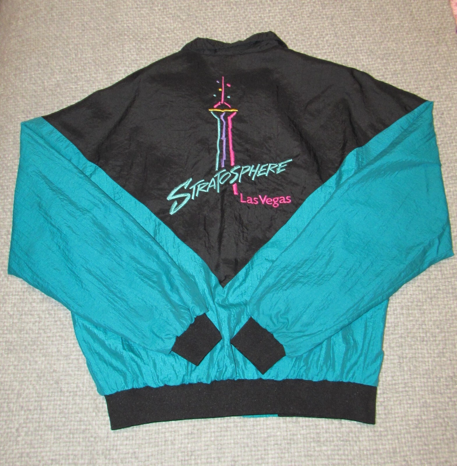 Stratosphere Las Vegas Vintage Girard Embroidered 2 Pocket Full Zip Jacket Lrg