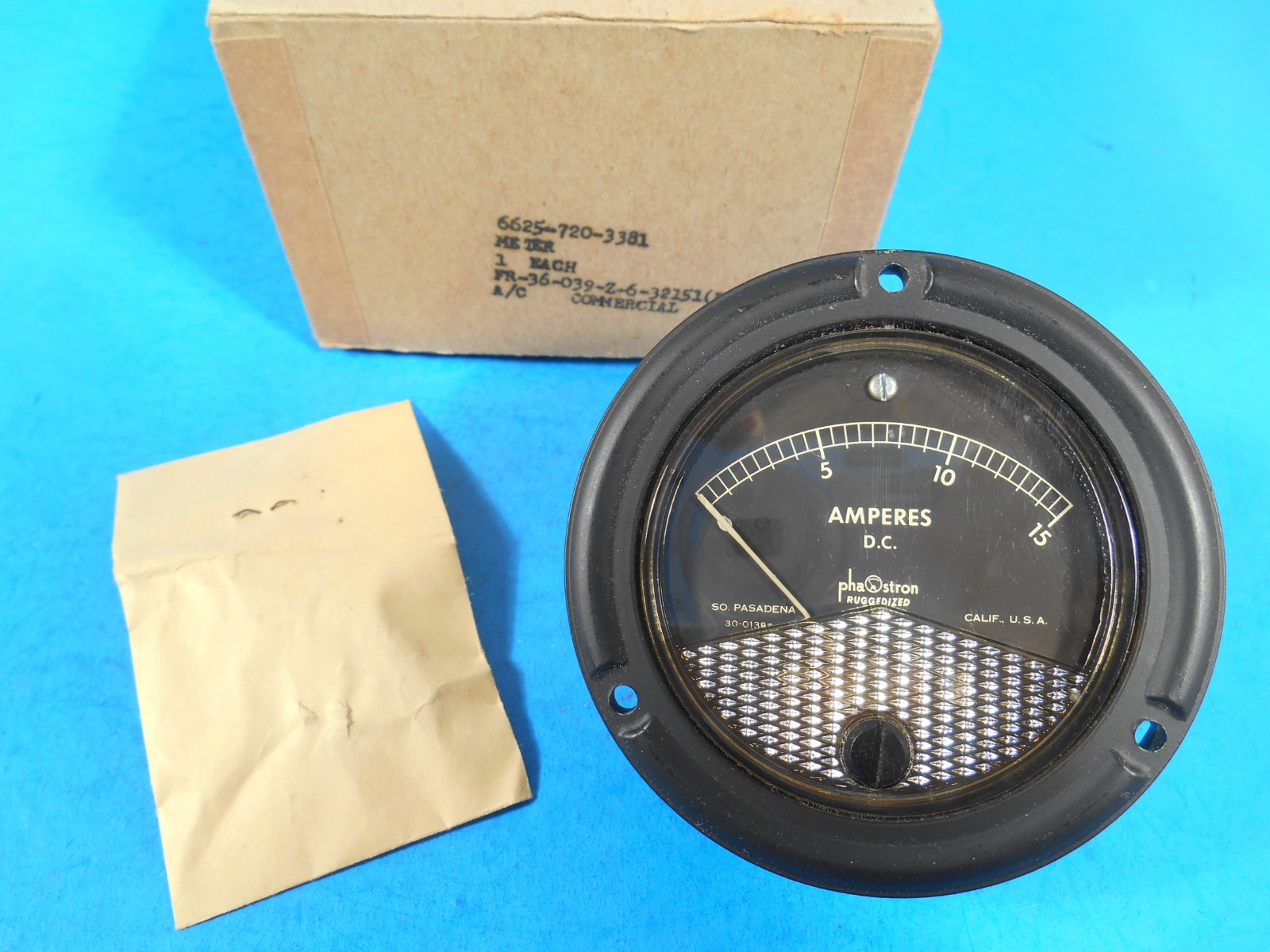 Vintage NOS Phastron Ruggedized 0-15 Amperes DC Meter 30-013824
