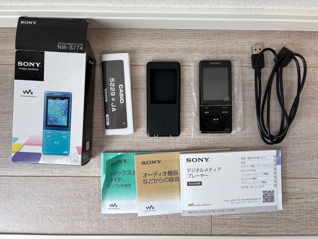 Sony NW S774 Portable Music Player Bluetooth Compact Used Excellent Genuine