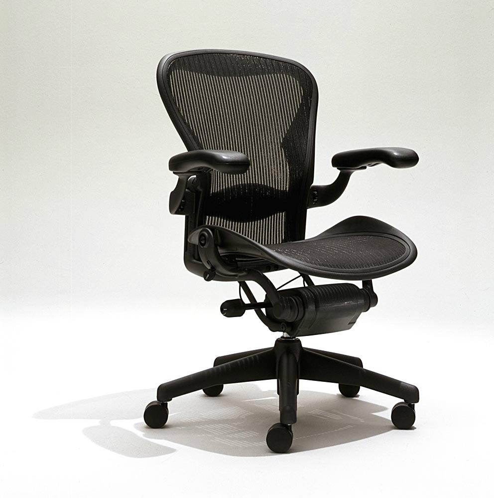 Herman Miller Aeron Mesh Desk Chair Medium Size B fully adjustable lumbar blemis