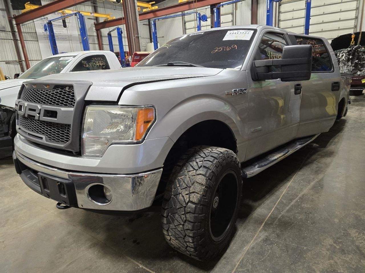 Audio Equipment Radio Receiver AM-FM-CD-MP3 Fits 14 FORD F150 PICKUP 1550635