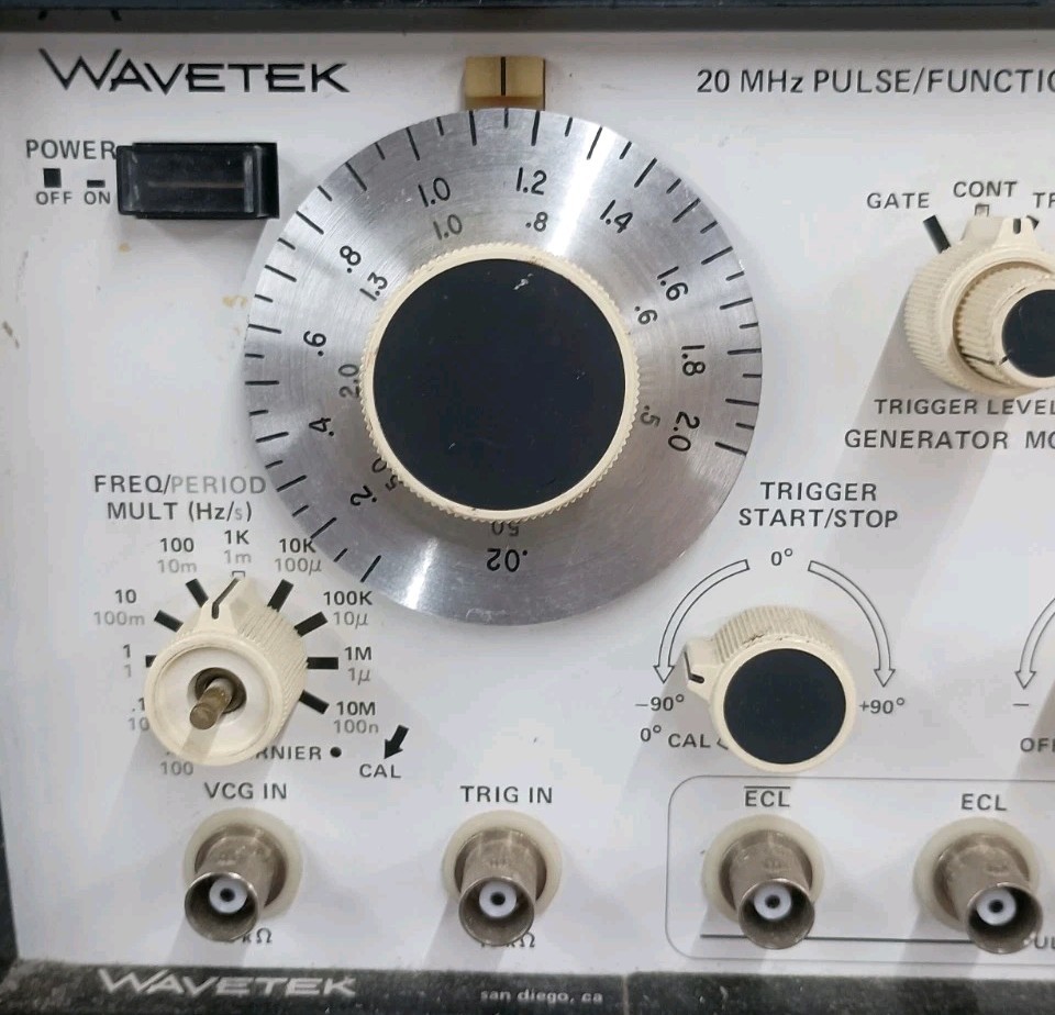 Wavetek 145 Pulse Function Generator