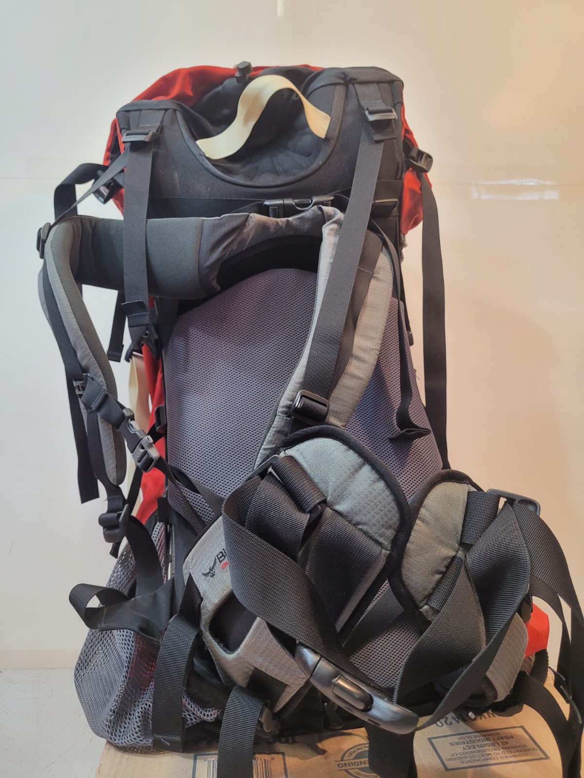 Osprey Crescent 85L Expedition Hiking Backpack Internal Frame Men’s