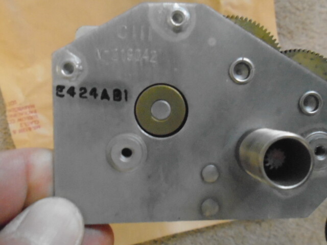BAE/ RAYTHEON VARIABLE CAPACITOR E424AB1 NEW SURPLUS FOR VARIOUS AIRCRAFT