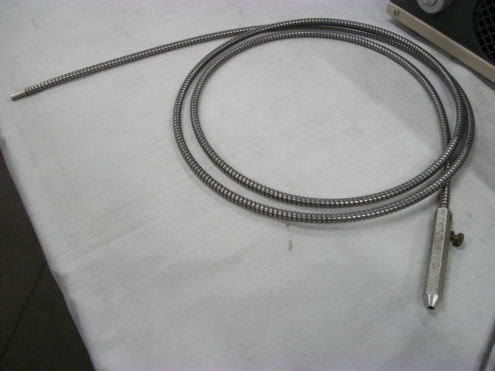 FIBER OPTIC LIGHT SOURCE
