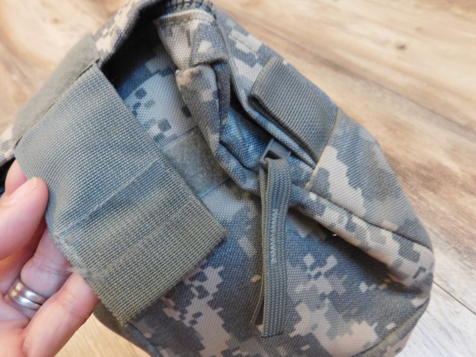 US MILITARY MOLLE II ACU MEDIC POUCH