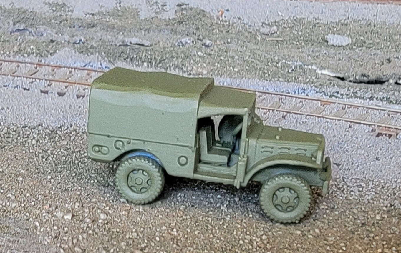 One HO 1/87 scale Dodge WC51 4x4 weapons carrier w/canvas roof!