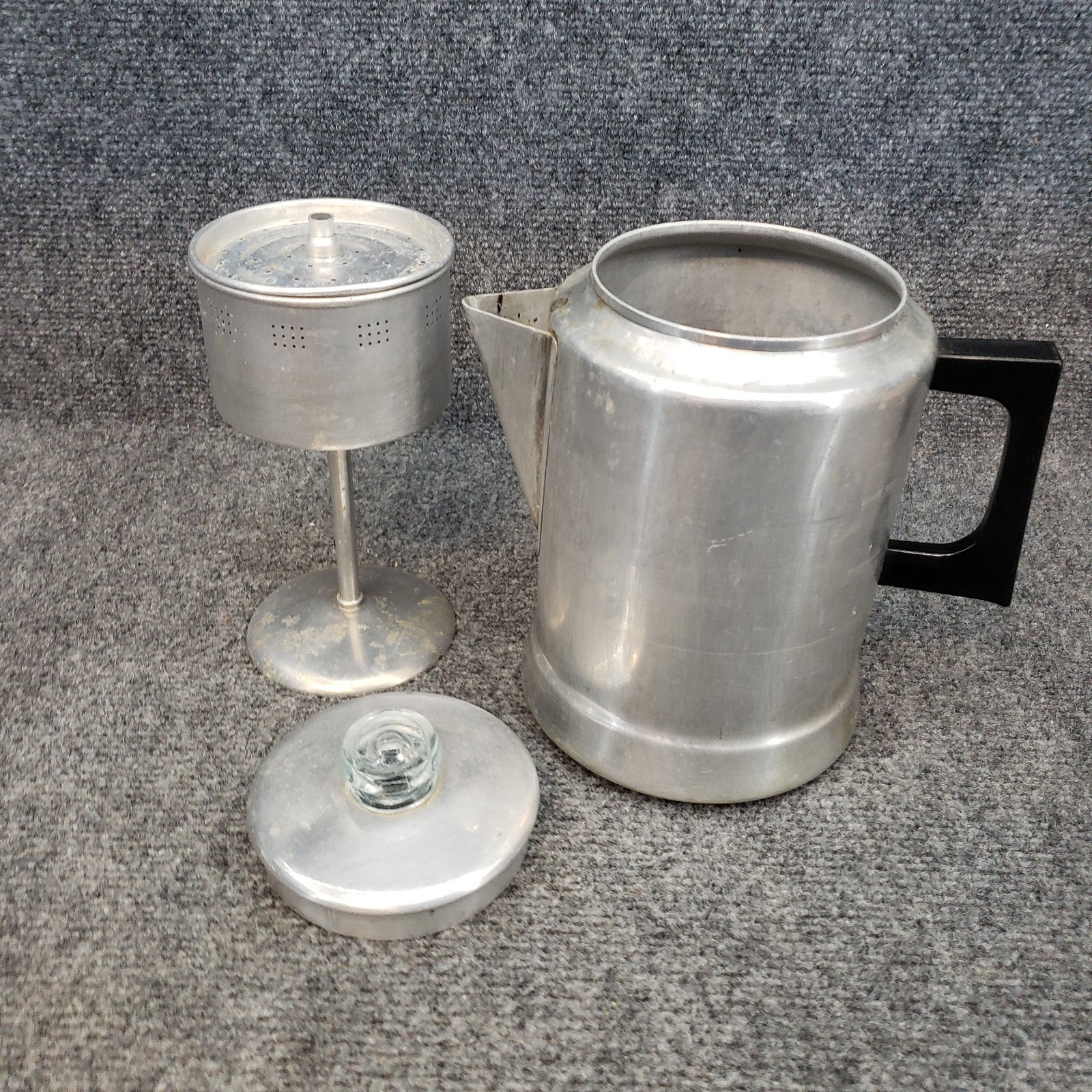 VINTAGE COMET STOVETOP ALUMINUM 9 CUP CAMPING COFFEE POT PERCOLATOR