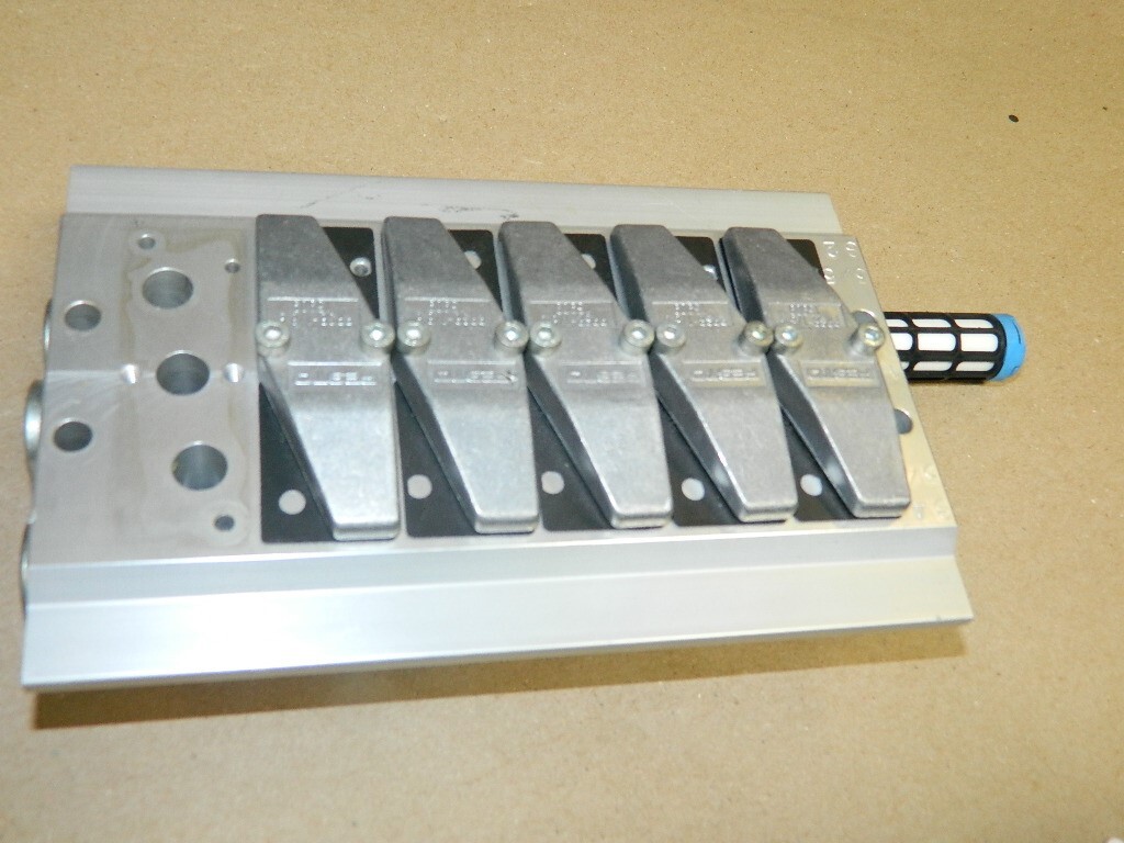 Festo Manifold PRS-1/8-6BB Connector Block