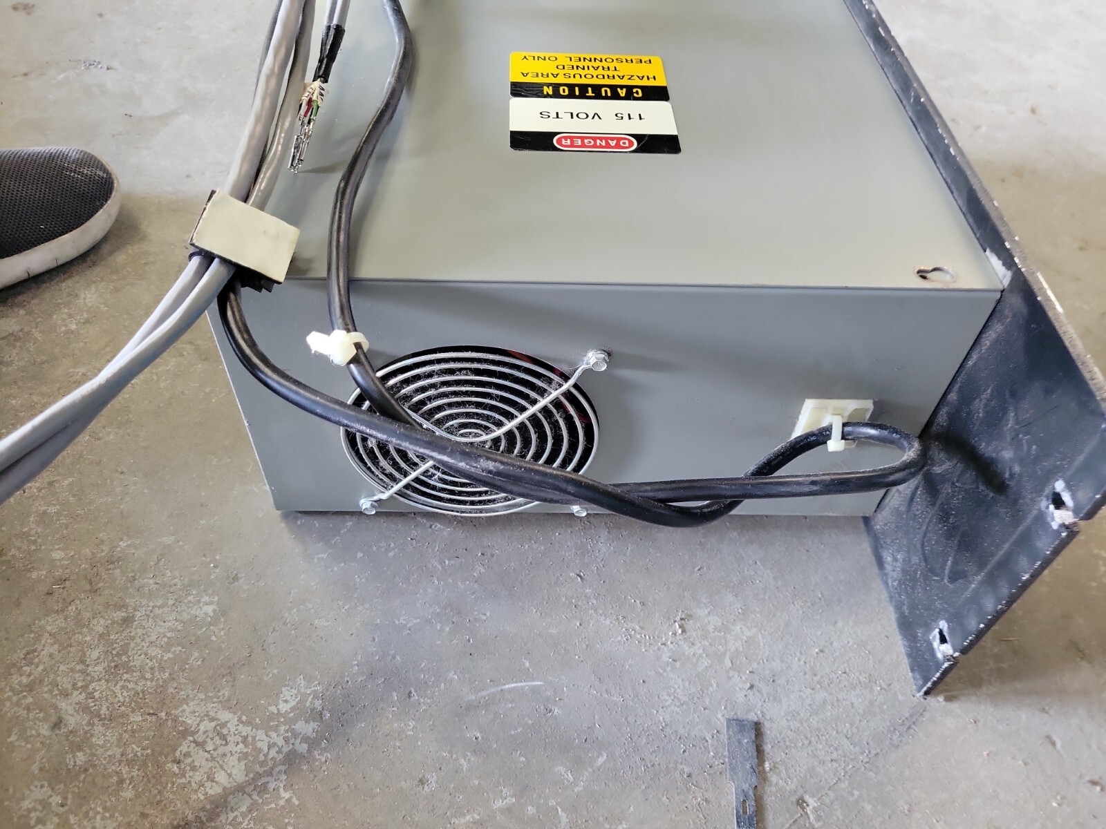 QMC Technologies 709-138 Power Supply Universal Instruments VCD 6241B