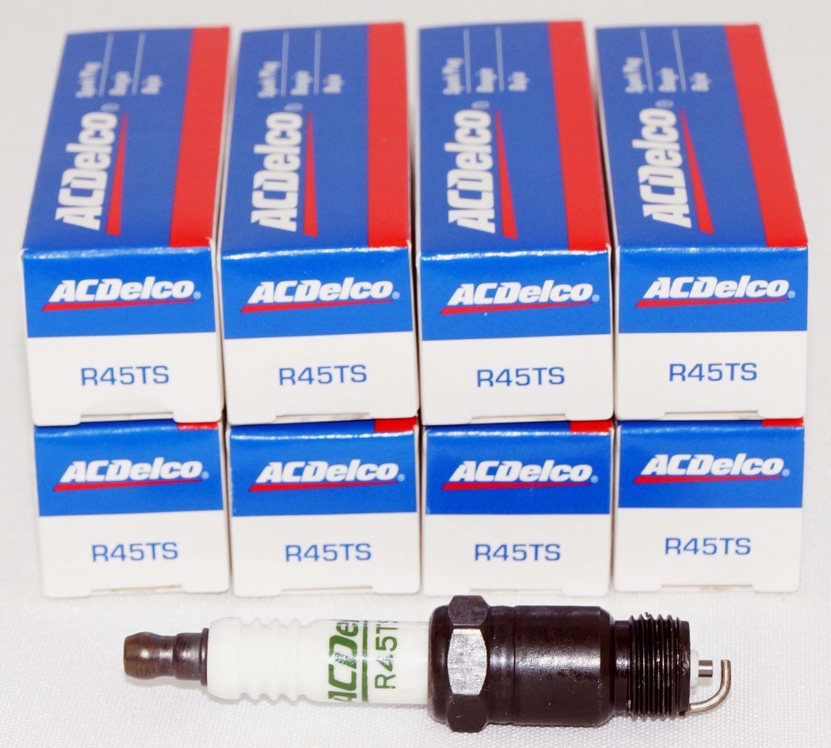 Set of 8 Genuine OEM ACDelco R45TS Conventional Spark Plug GM 19157995 19354415