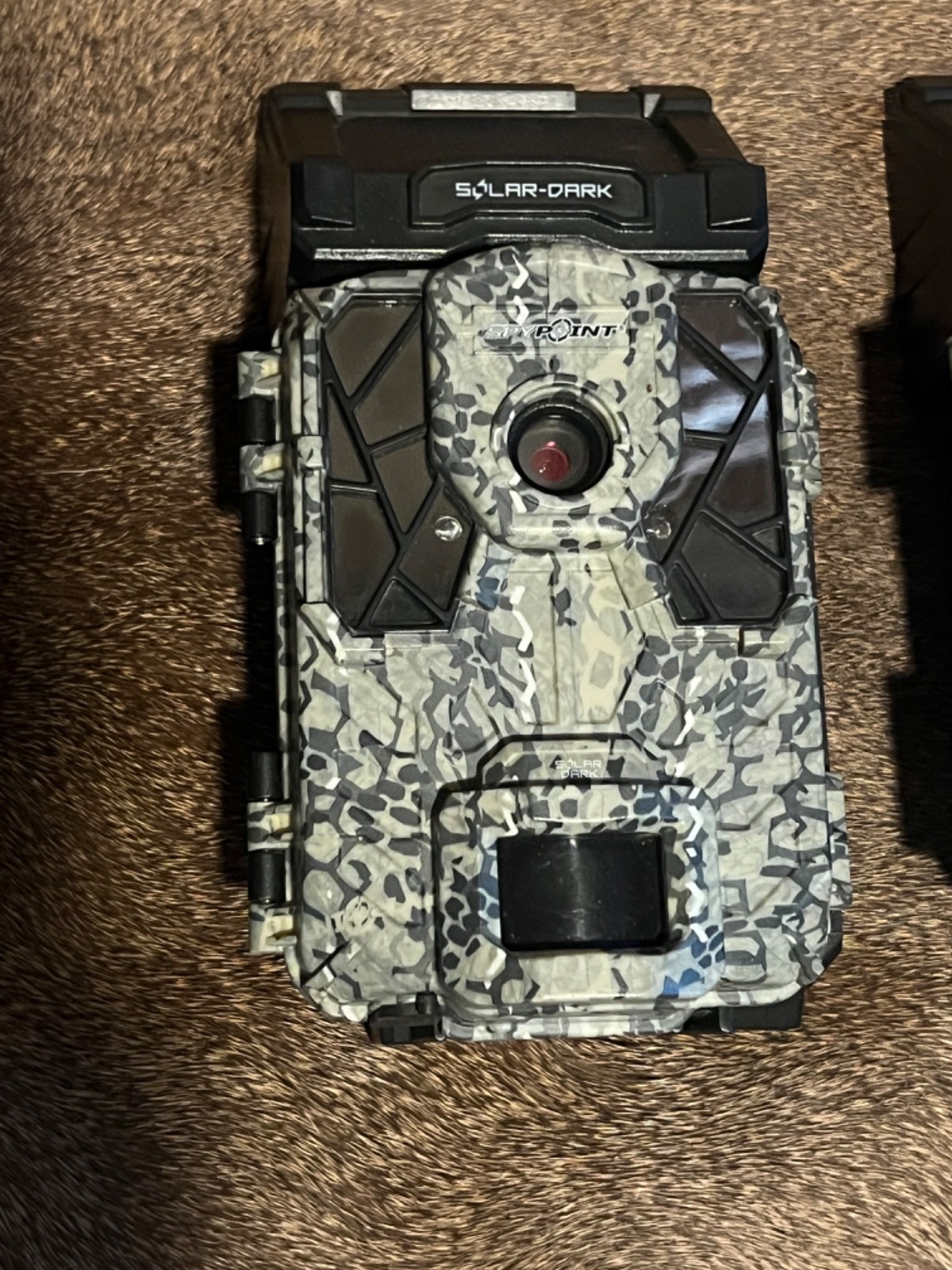 SPYPOINT FORCE-PRO-S NON-CELLULAR Trail Camera Solar Powered HD Hunting Camera