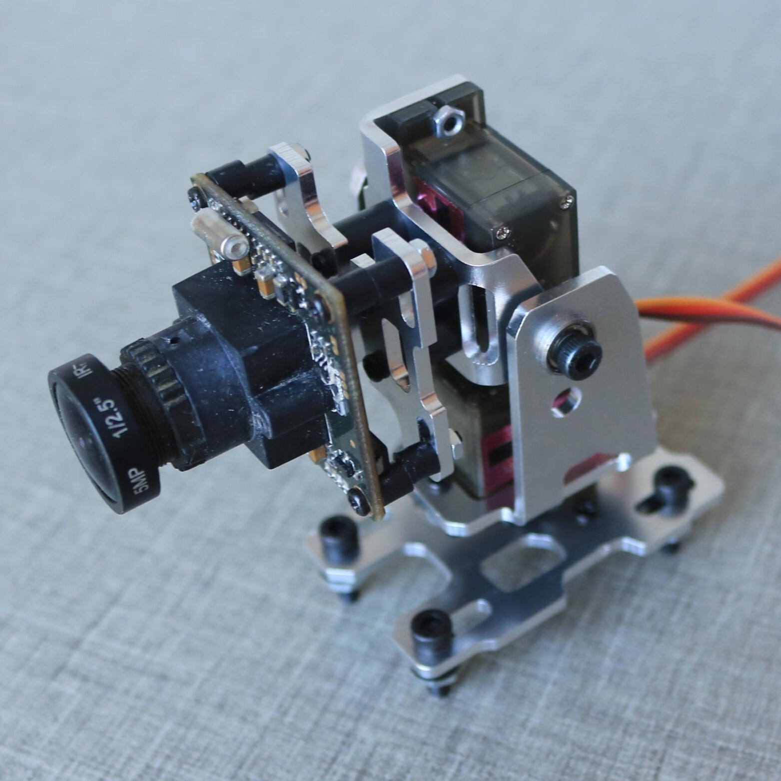 2 Axis Gimbal FPV Gimbal Drone Gimbal with 2 Metal Servos for Aeroplane Cam