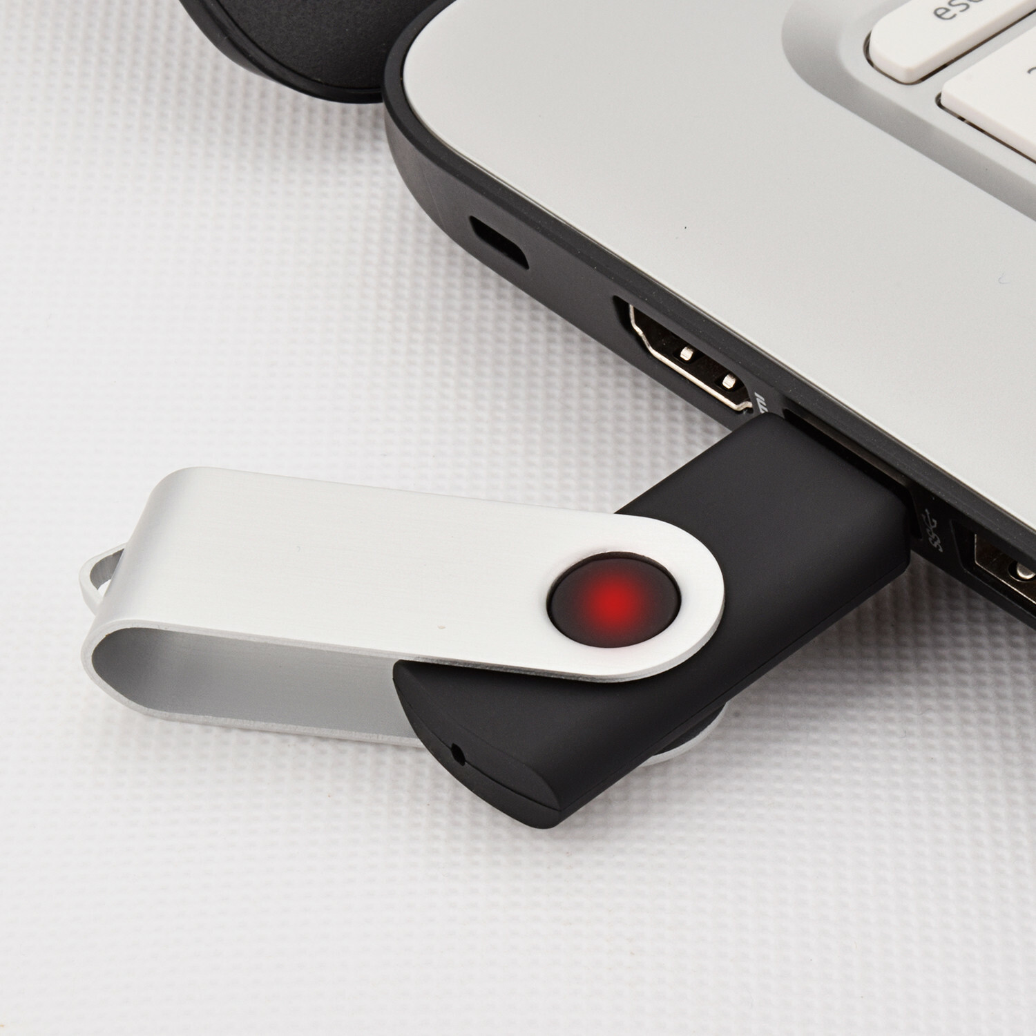 USB 3.0 16GB 100x Metal Anti-skid Swivel Style Flash Drives Memory For PC Laptop