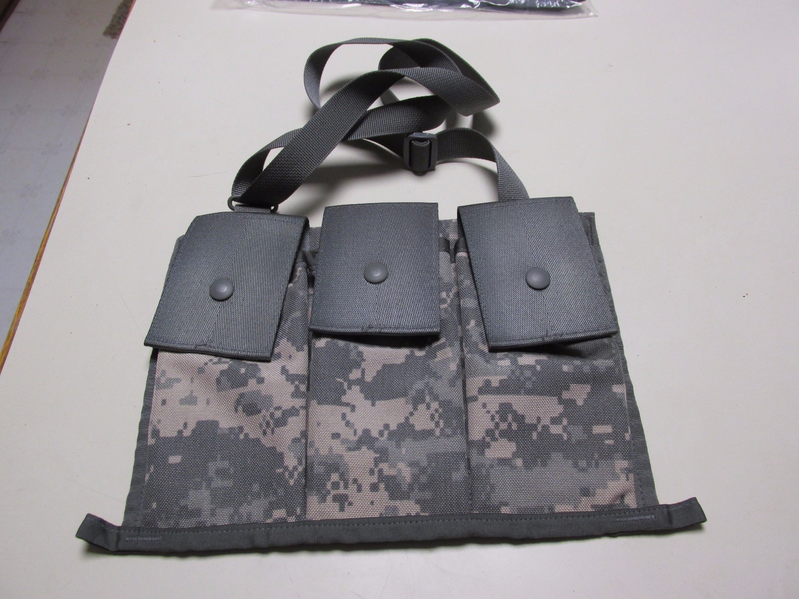 US ARMY MOLLE II DIGITAL ACU CAMO BANDOLEER POUCH BAG! MINT & COOL! POW!