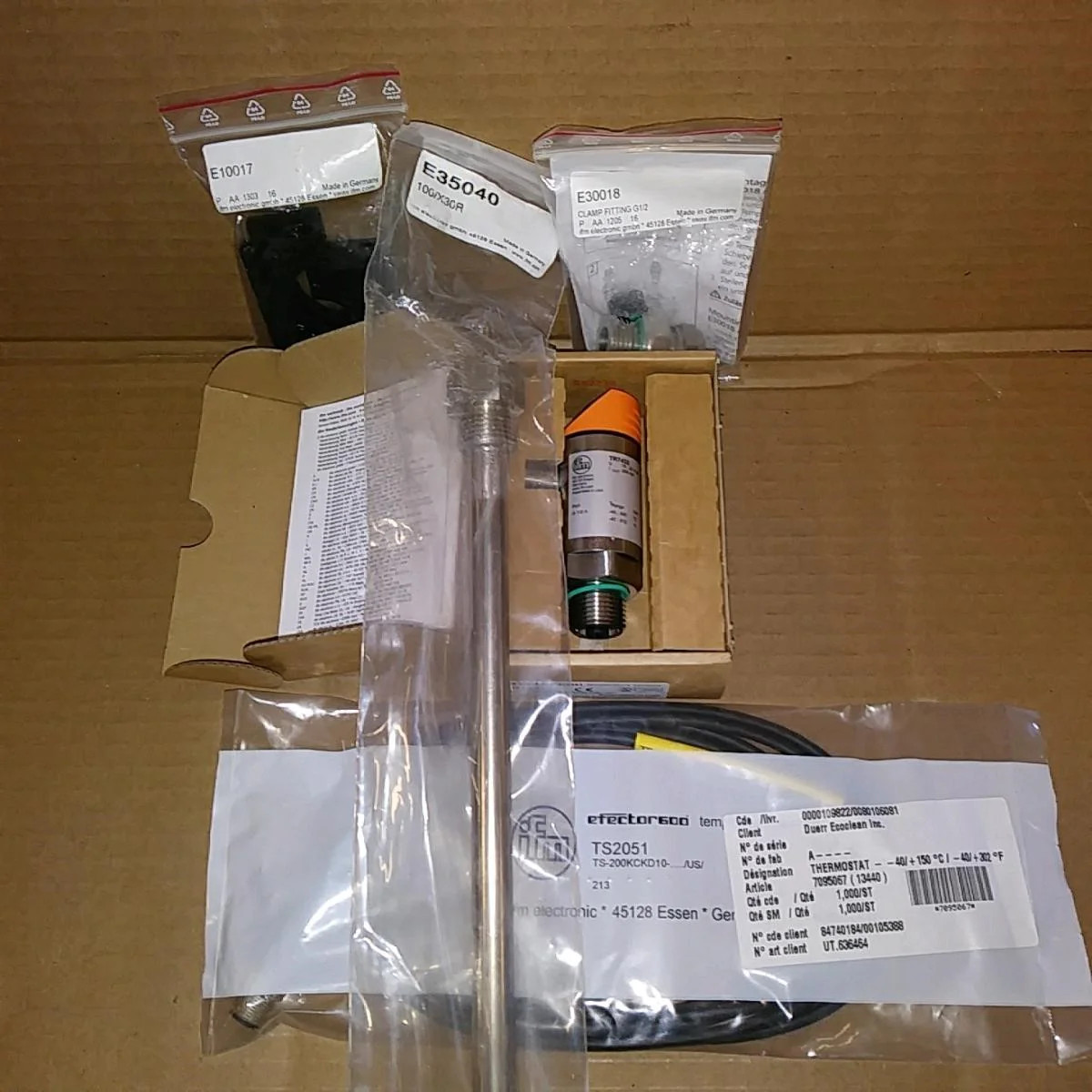 IFM TR7432 Temperature Sensor Kit E35040 Complete-New In Box