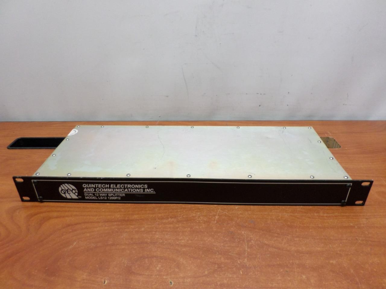 Quintech Electronics Dual 12 Way Splitter LS12 1200P/S