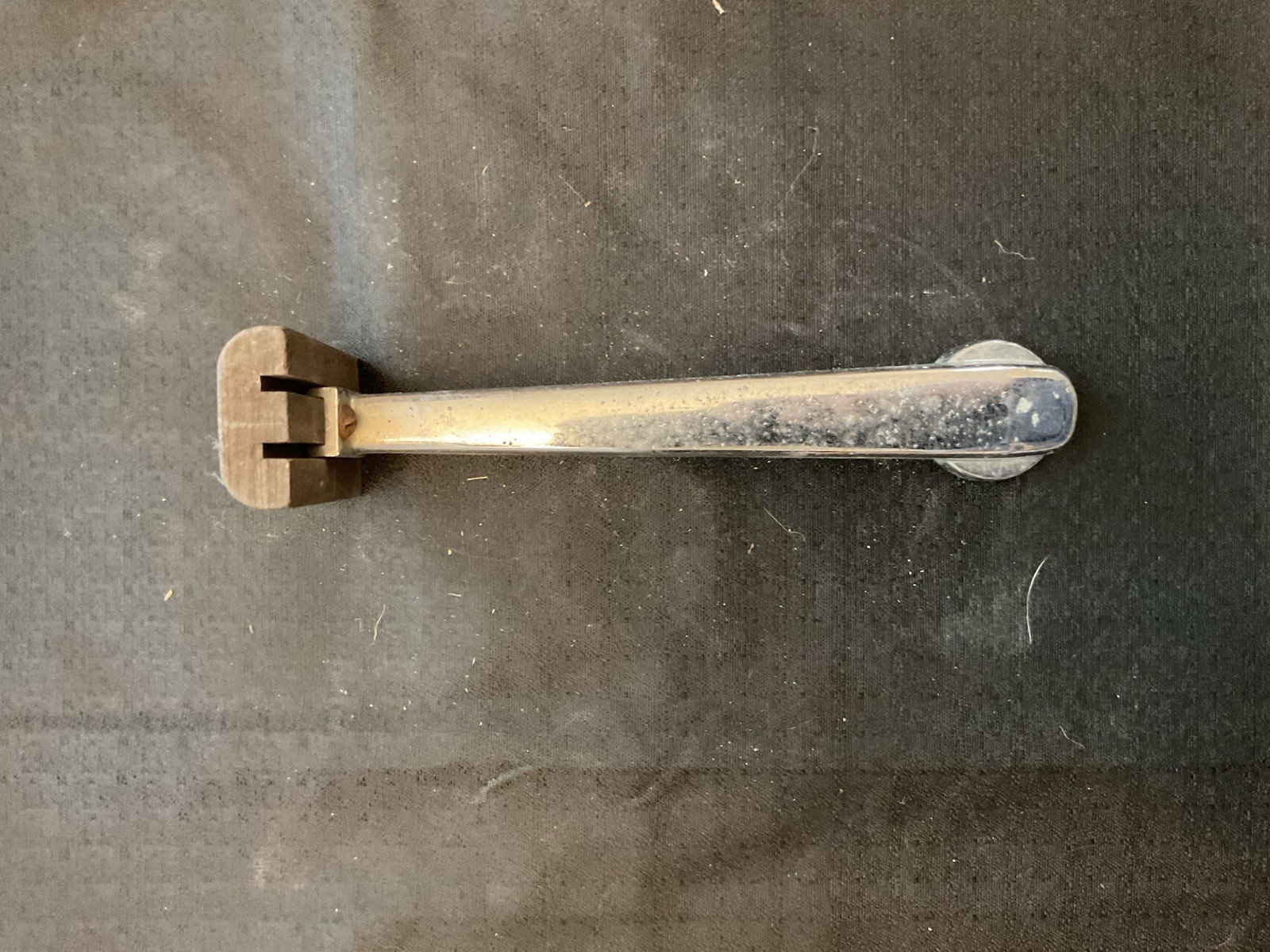 Outboard Level Wood Handle