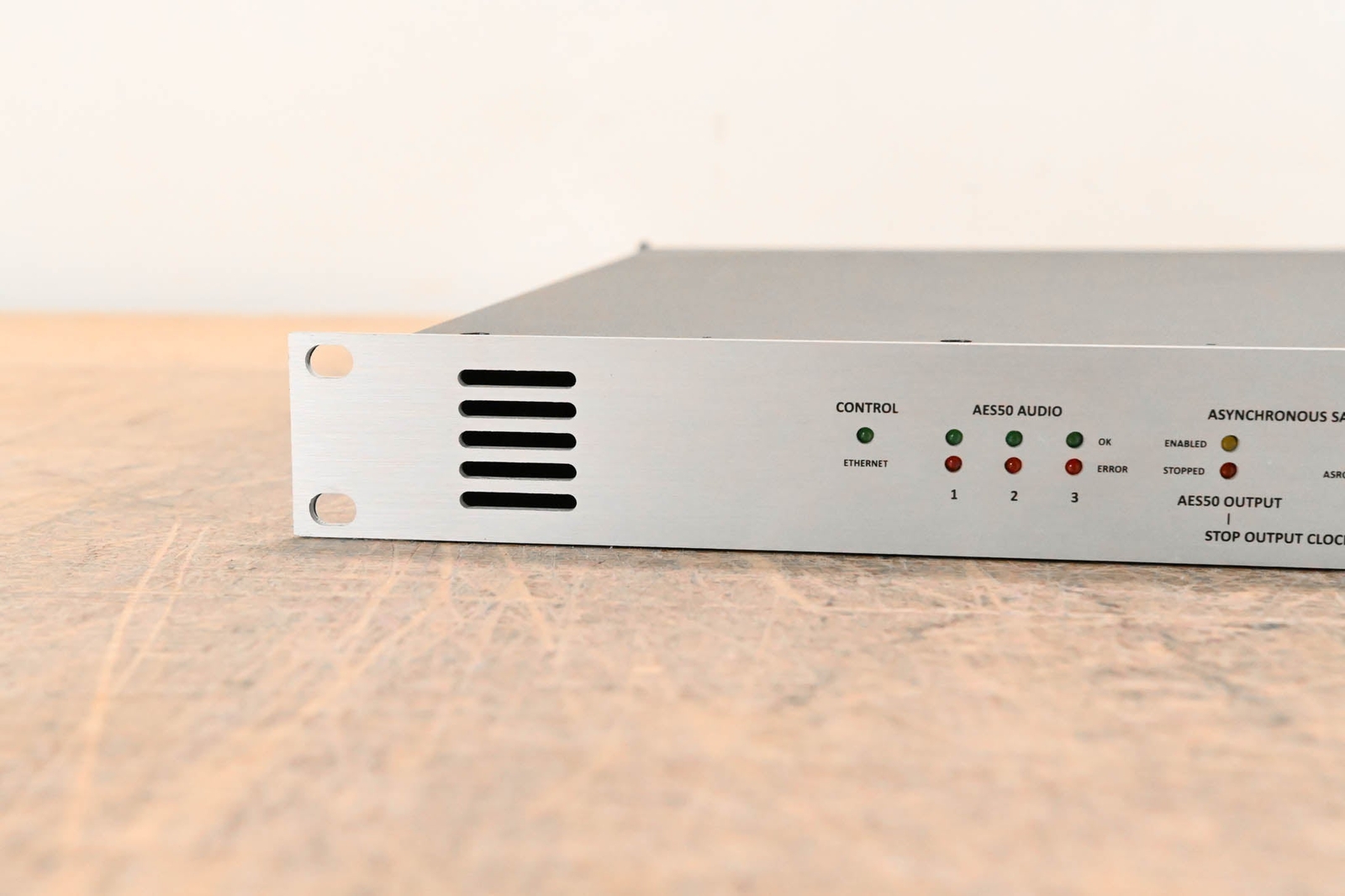 Klark Teknik DN9650 Digital Audio Network Bridge CG01H0Q