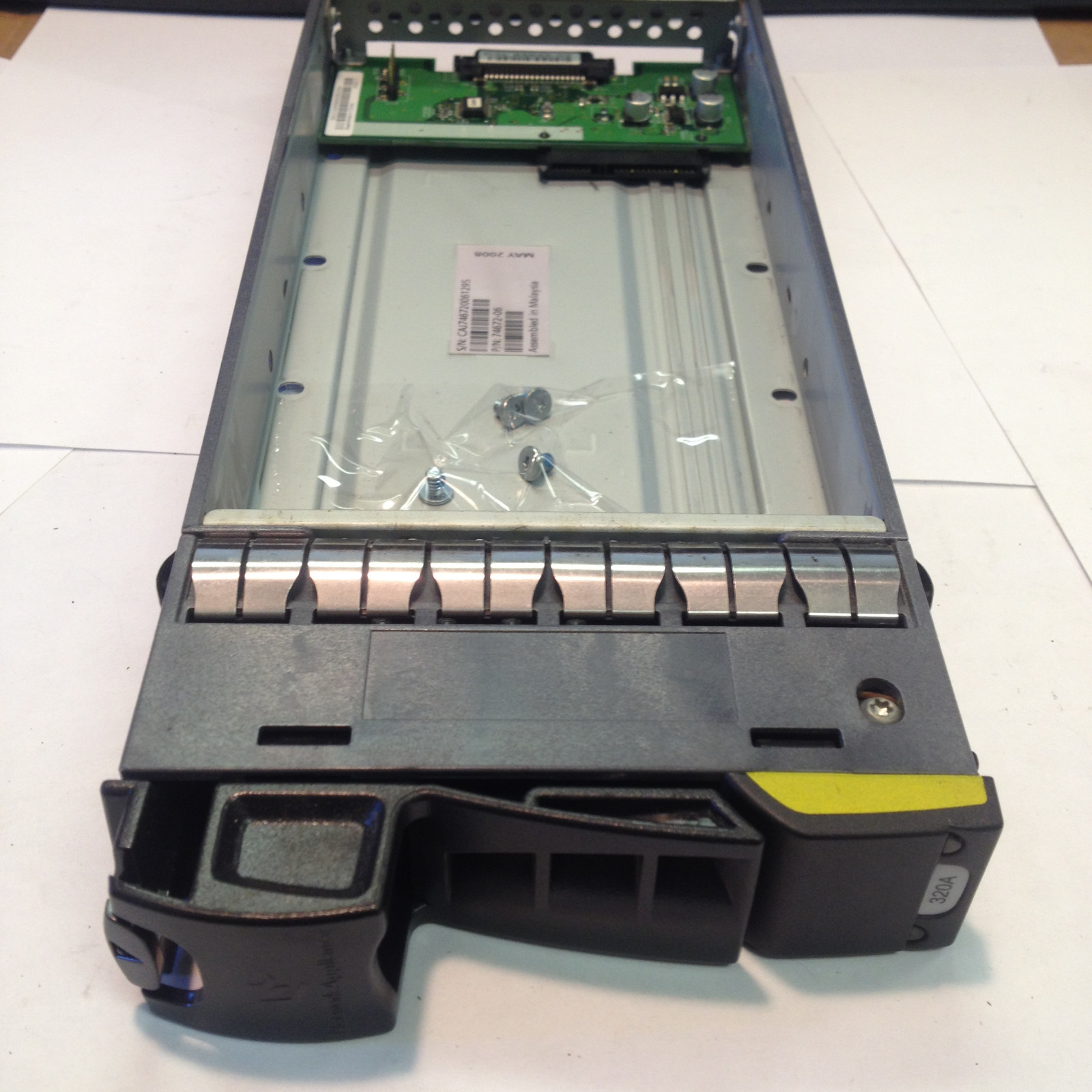 NetApp X266B-R5 108-00087 74672-06 Hard Drive Tray Caddy 65695-02 SATA to FC