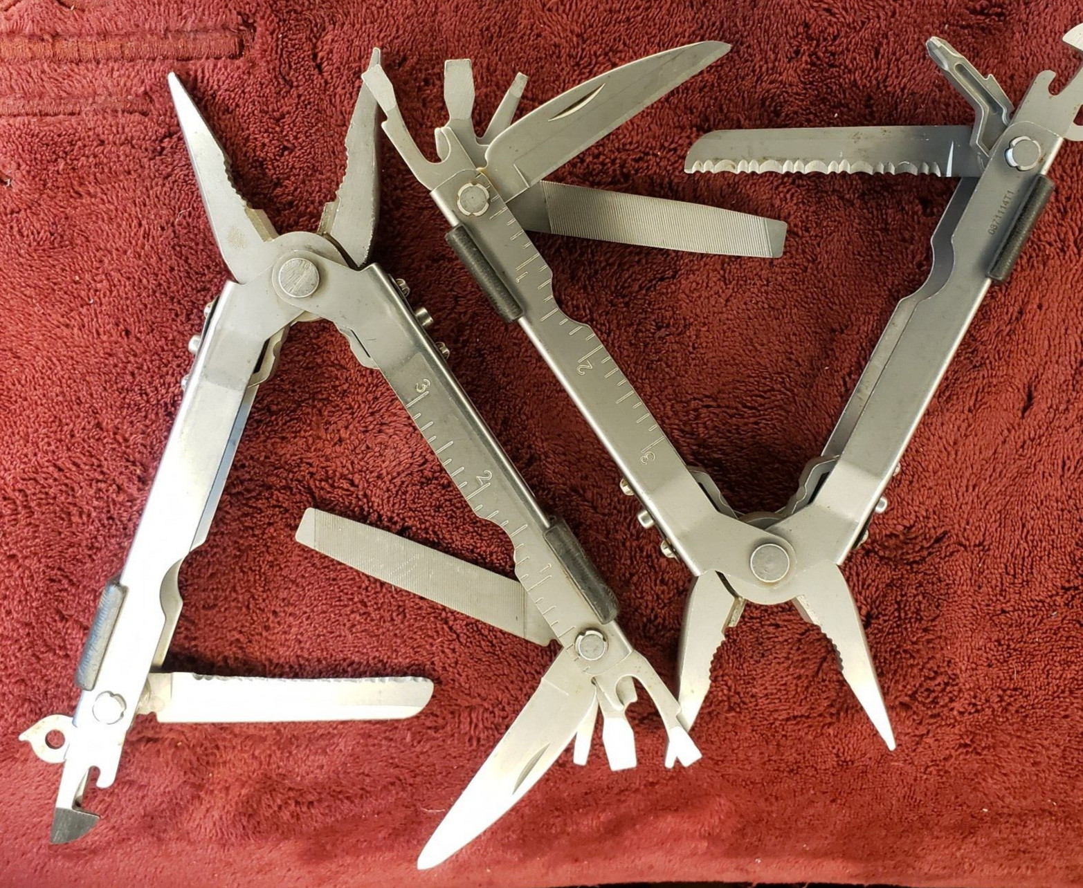 🔪 Lot 2 Gerber Multi Tool MP600 multiplier, drop point blade read
