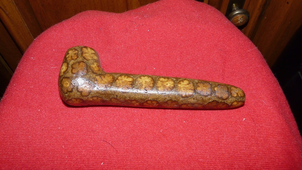 PERU AMAZON AYA. VINE PIPE
