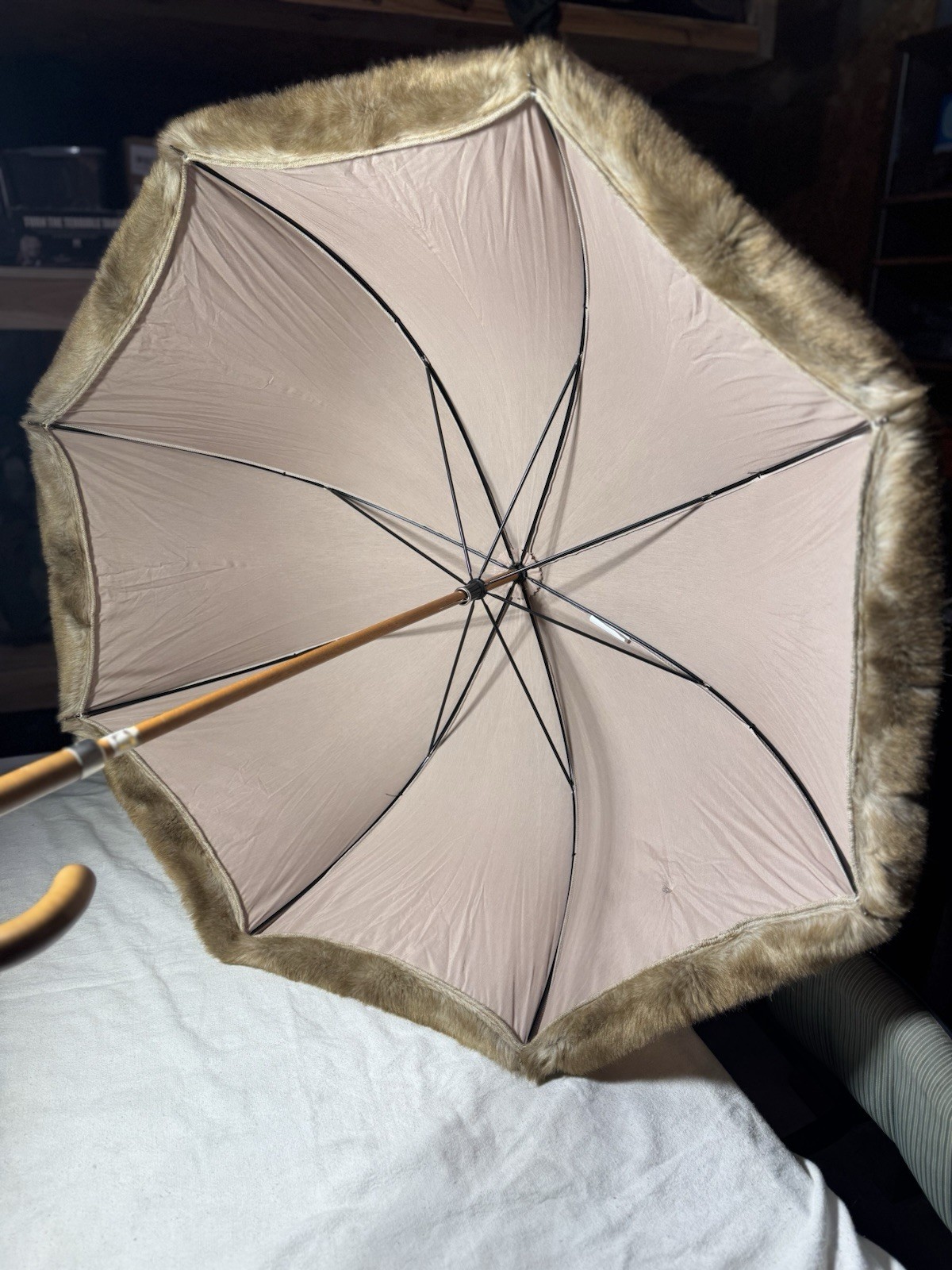 Vintage Italy Elegant   FUR TRIMMED  Umbrella 36"   Handle