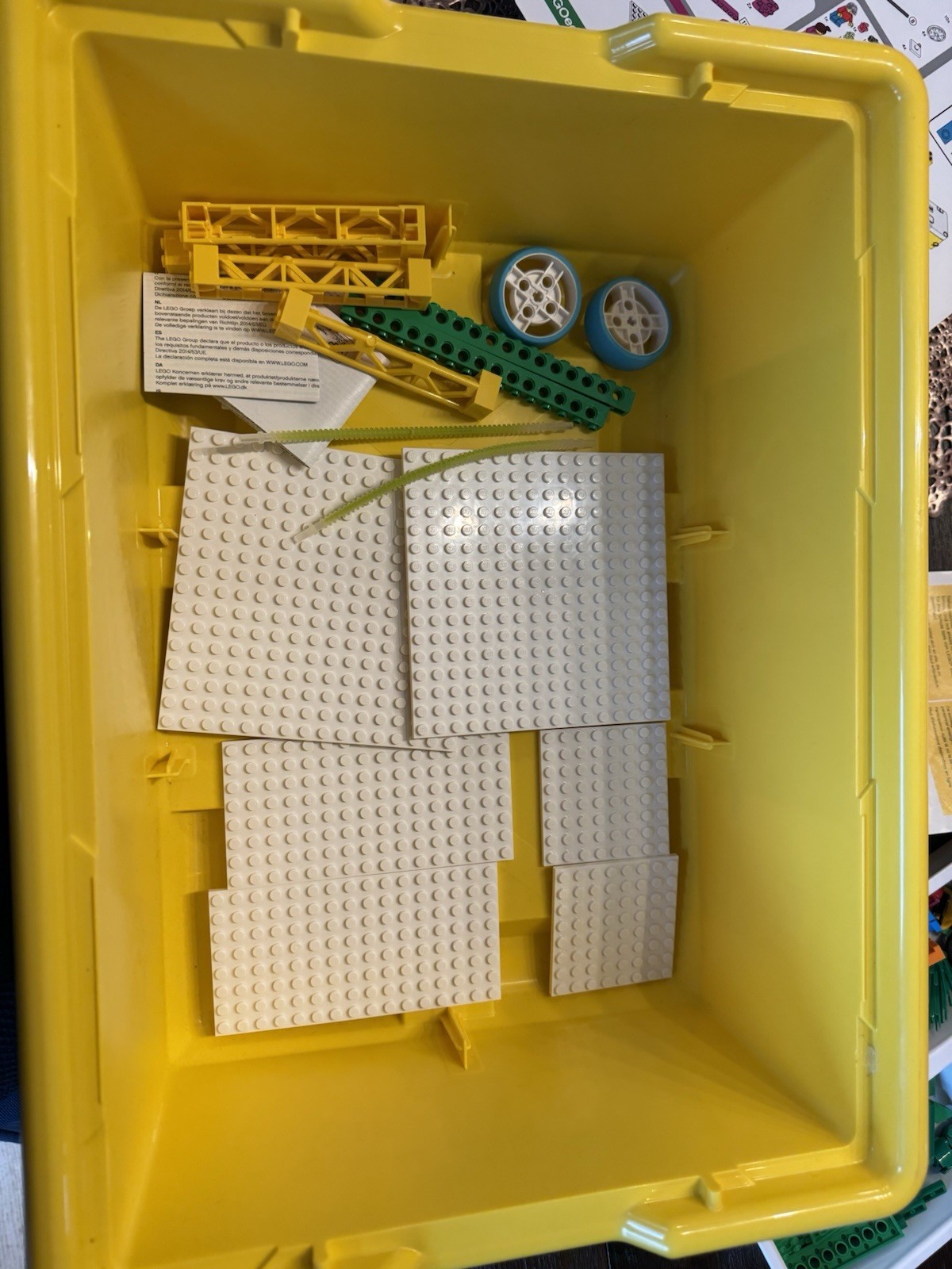 LEGO Education Spike Essential 45345 100% Complete Set, GOOD BATTERY