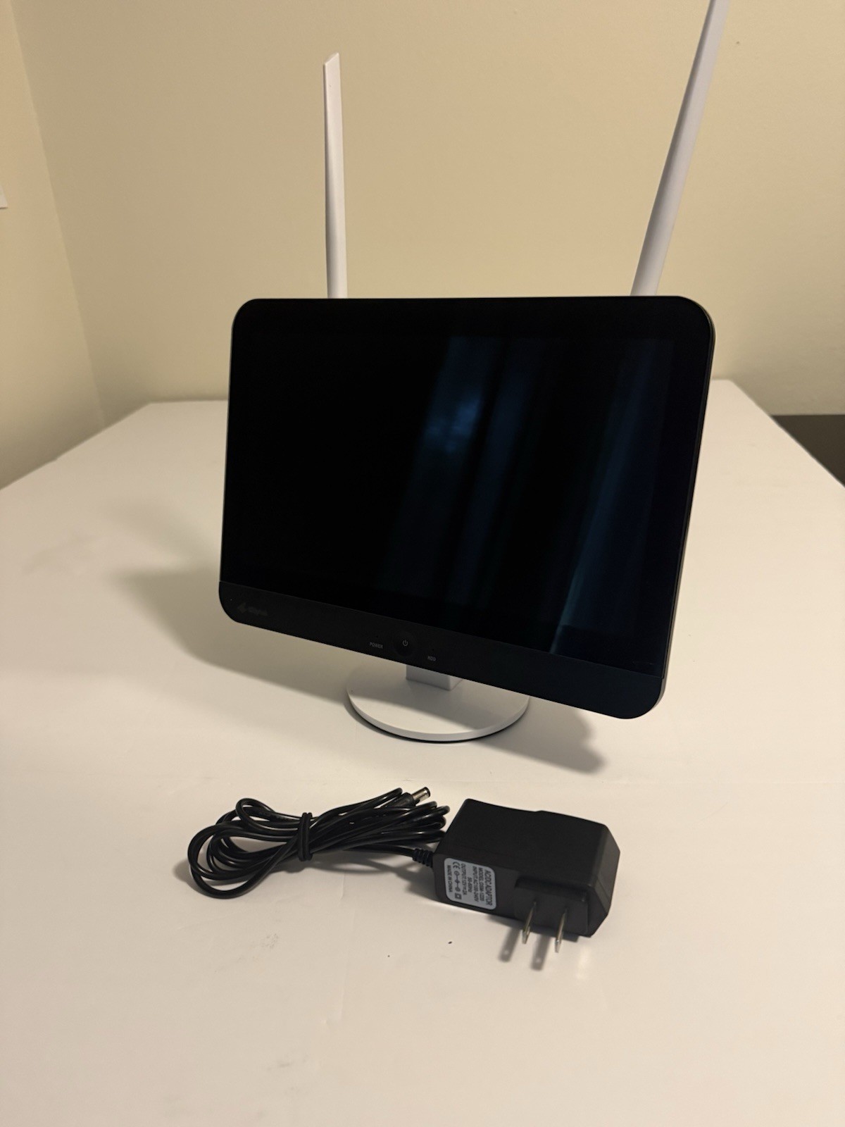Kitty hook K8208-W NVR Monitor Read Details