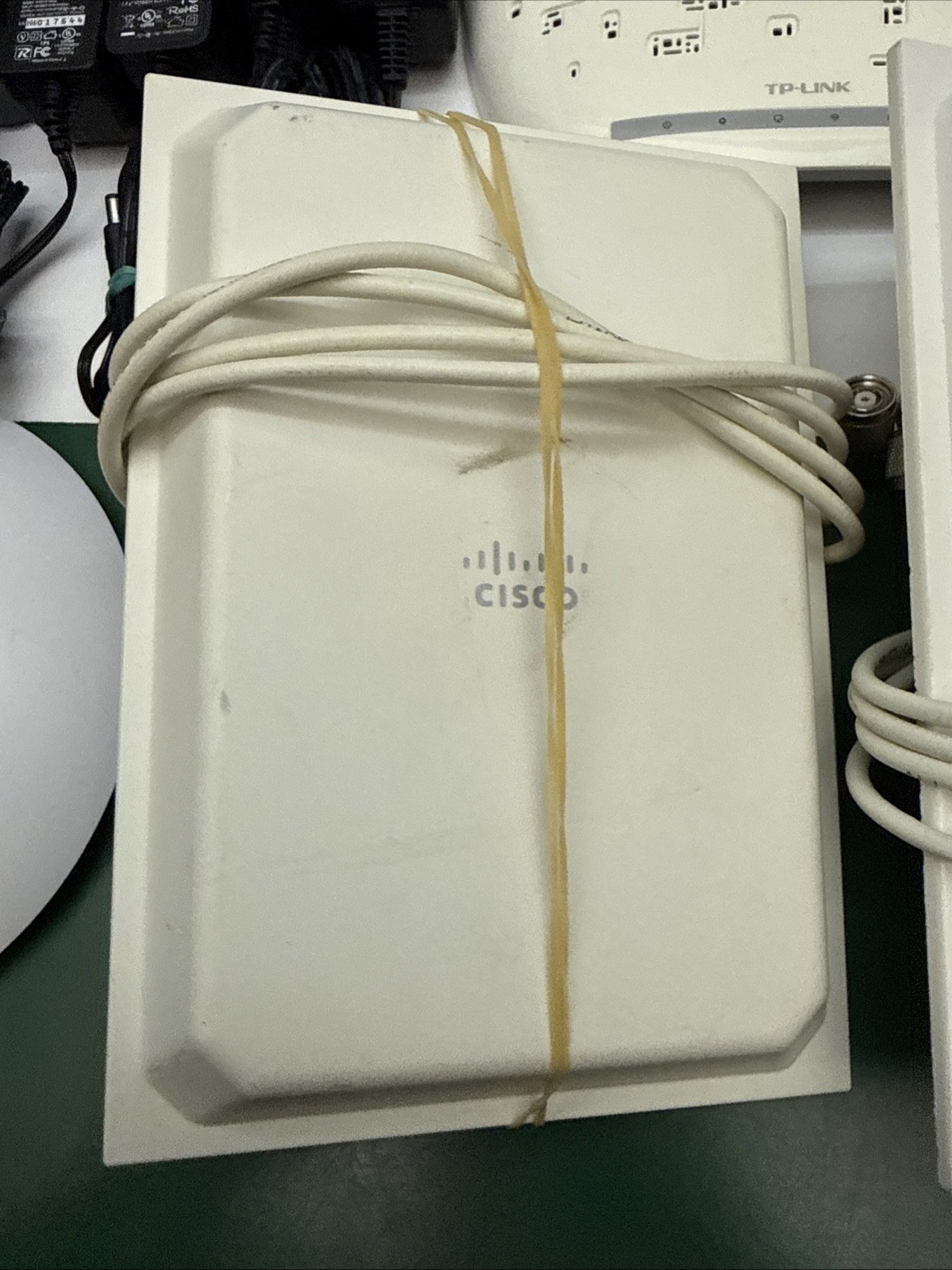 Ubiquiti Networks UAP-AC-PRO 1300Mbps Wireless Access Point