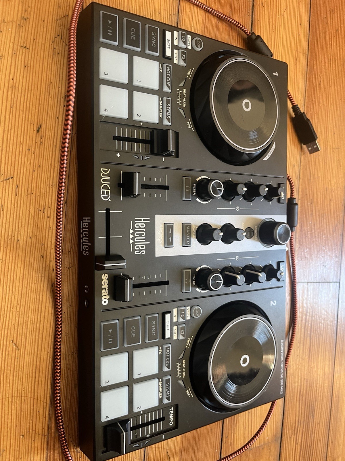 Hercules DJControl Inpulse 200 MK2 DJ Controller Black Portable USB