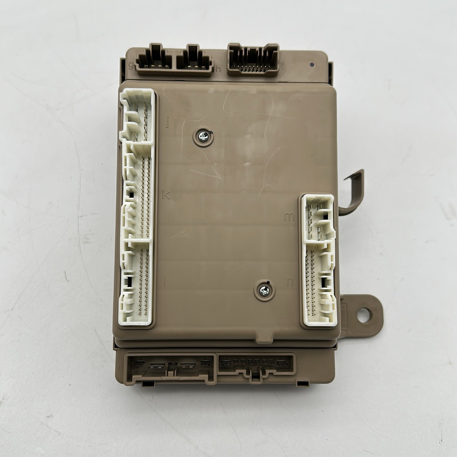 2015-18 SUBARU LEGACY OUTBACK INTERIOR FUSE BOX INTEGRATED UNIT OEM 82201AL01C