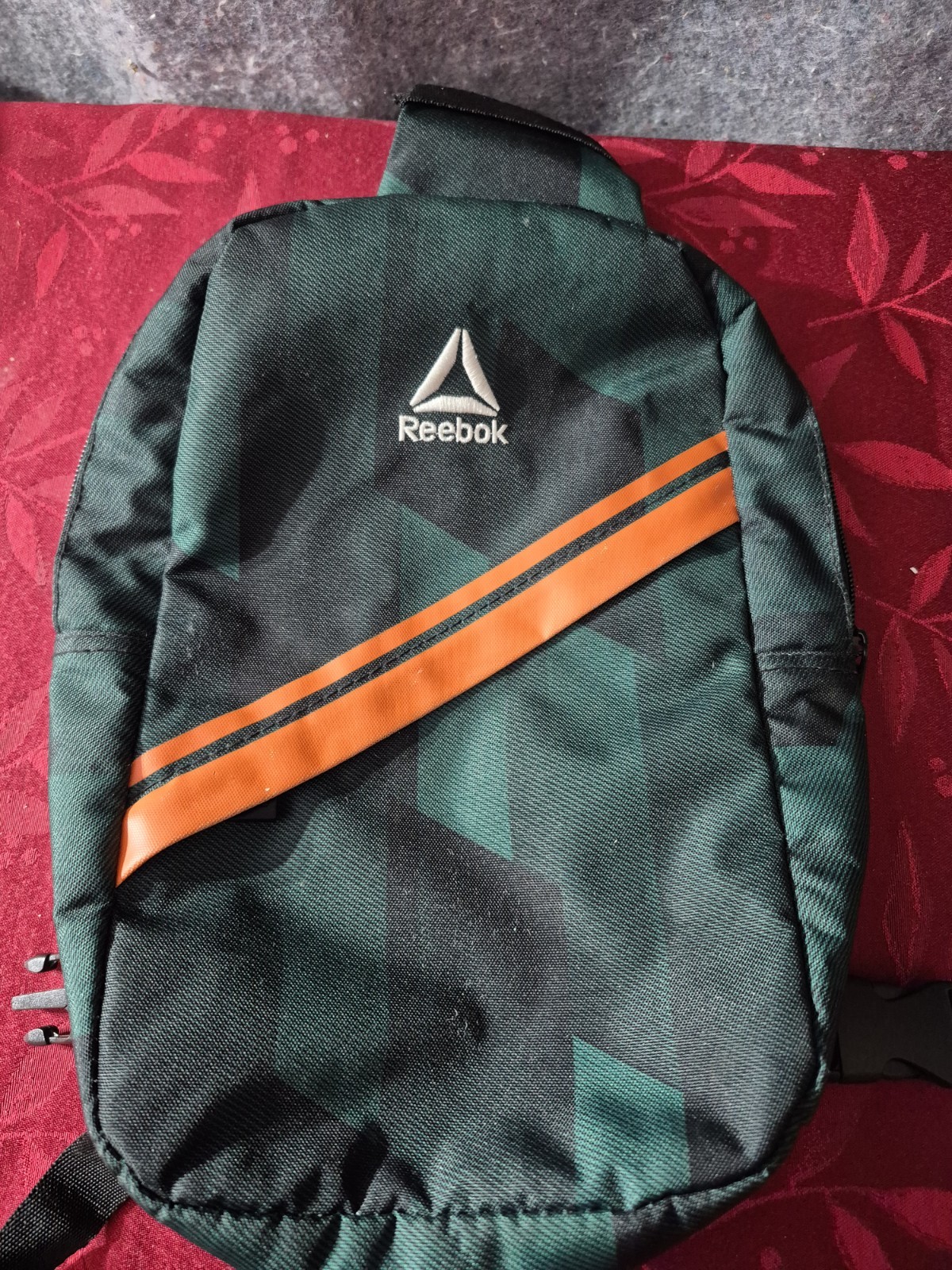 Reebok Green Nylon Caual Sporty Travel Crossbody Sling Shoulder Bag