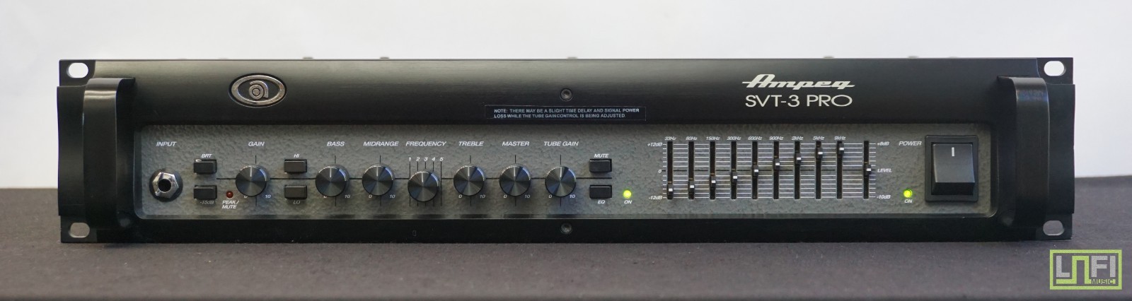 Ampeg SVT‑3 Pro Hybrid Tube Preamp 2U Rackmount Bass Head - 240V