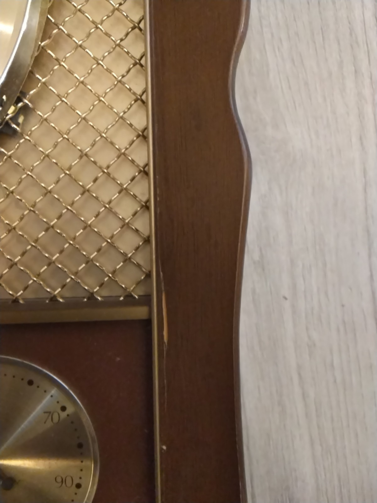 VINTAGE MID-CENTURY CLOCK WITH TEMPERATURE And Humidity
