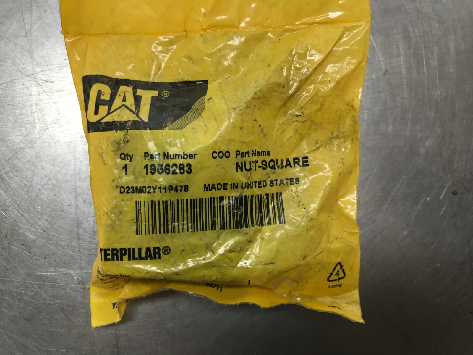 1956283  GENUINE CAT  SQUARE NUT   Caterpillar  195-6283