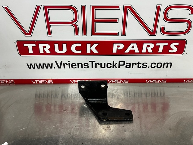 KENWORTH BRACKET-CROSSMEMBER FRONT ENGINE SU K276-1618R