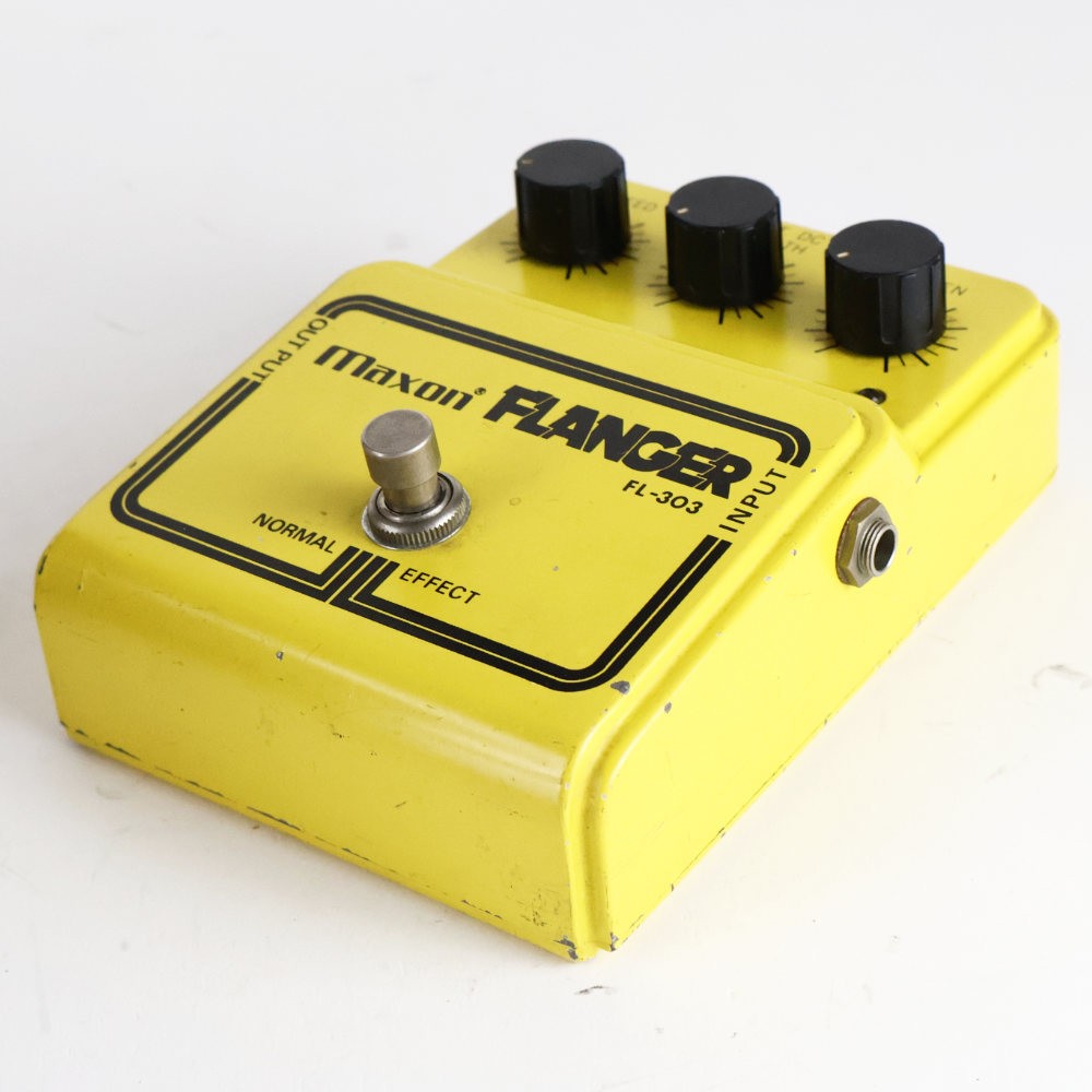 Maxon FL-303 Flanger Guitar Effect Pedal Used Late Model, with Wear