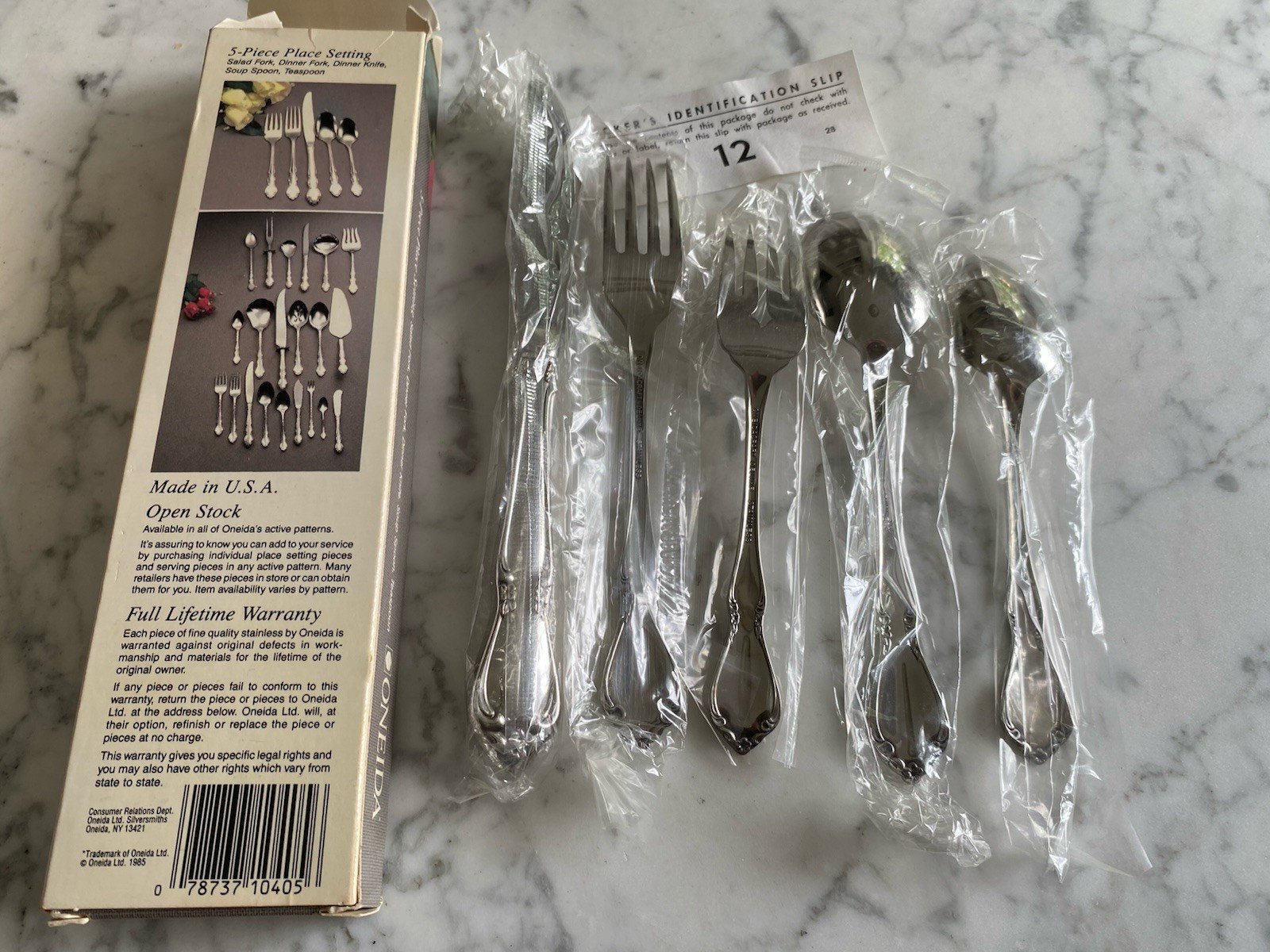 Stainless Oneida flatware 18/8 - Five piece place setting Chateau new old stock