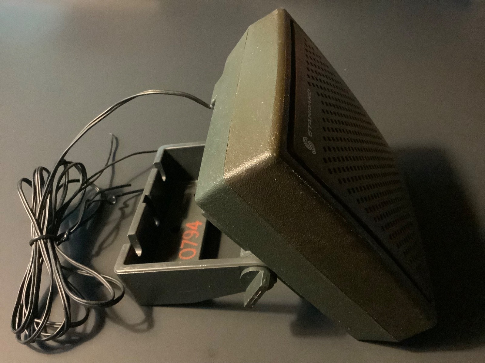 STANDARD COMMUNICATIONS CORP SC-U 201S Communication Speaker w/Mounting Bracket