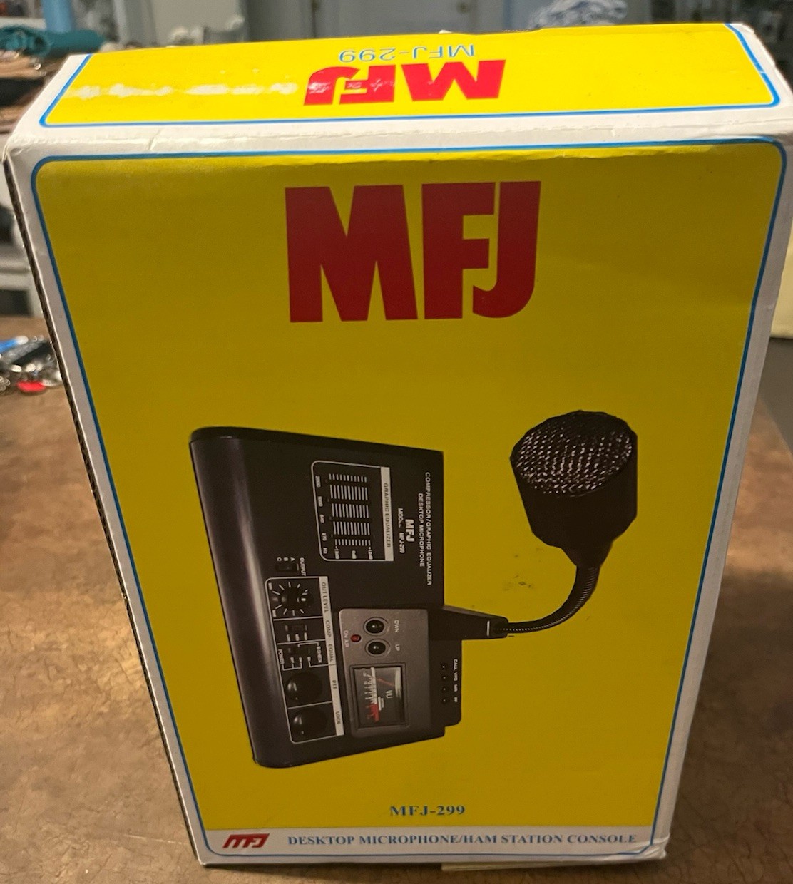 MFJ Model MFJ-299 Compressor/Graphic Equalizer Desktop Microphone AS-IS
