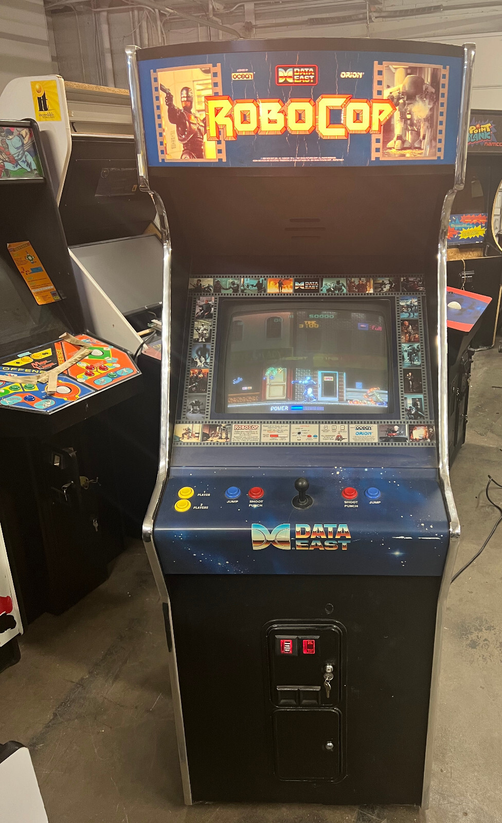 ROBOCOP ARCADE MACHINE by DATAEAST 1988 (Excellent) *RARE*